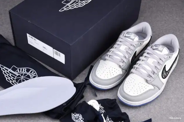 Reps TBkick CN8607-002 1 shoe X LOW (DR OG box) DR JORDAN 0603